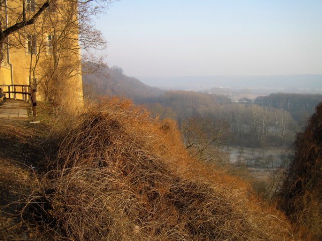blickvomschlossgoseckrichtungweissenfels.jpg